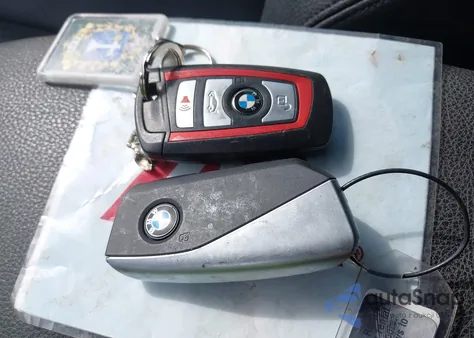 2018 BMW 330I z USA, uszkodzony, nr VIN WBA8B9C55JEE80954